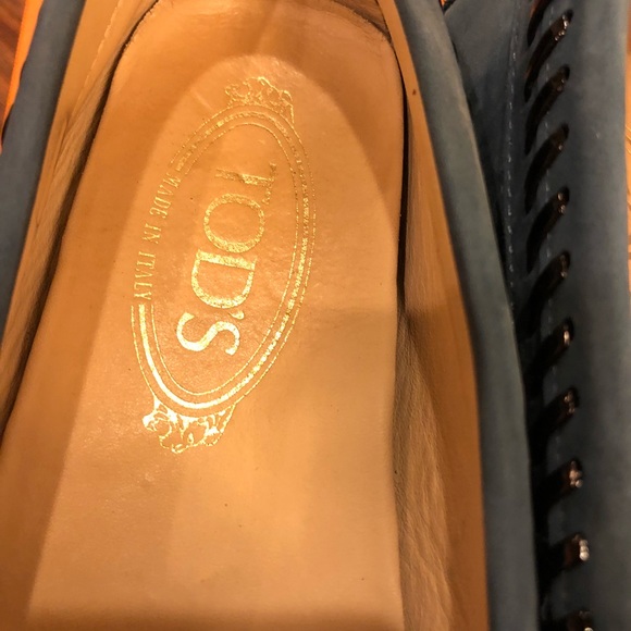 Shoe - Picture 3 of 5